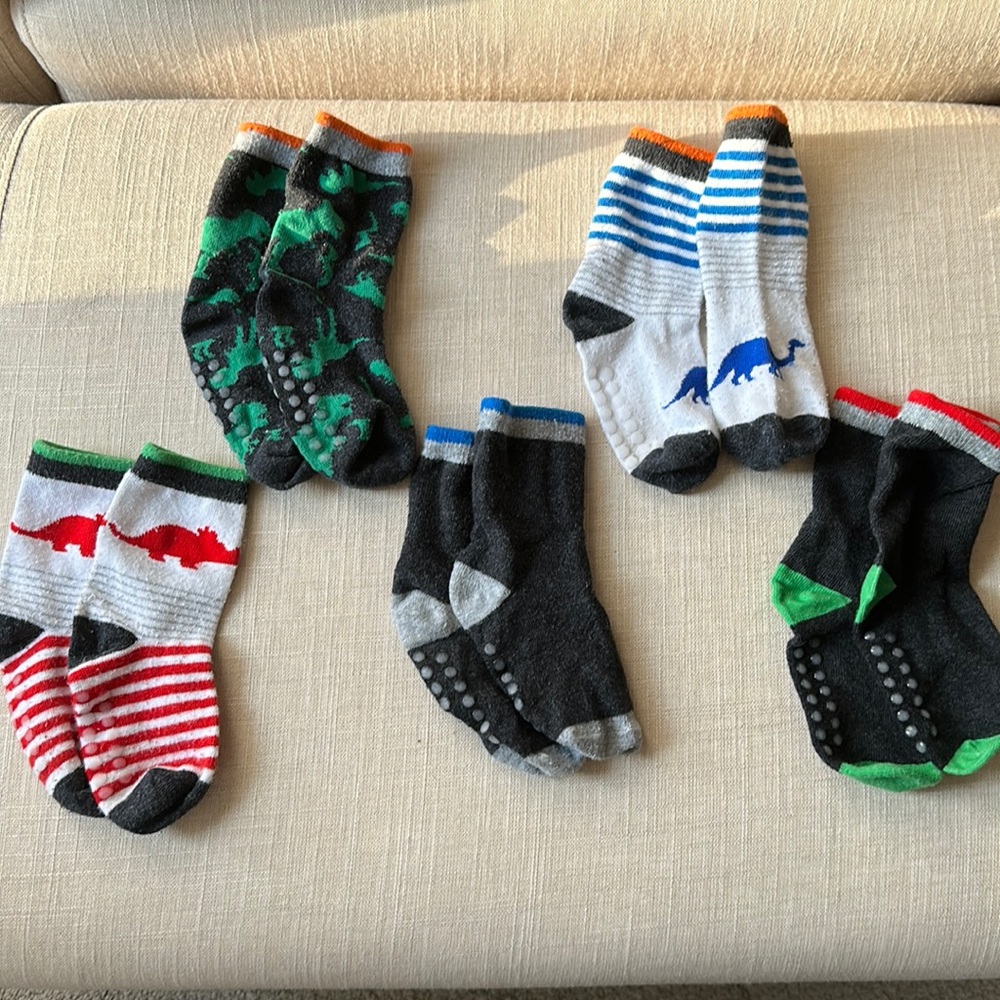 Boys cotton gripper socks